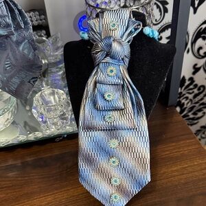 Elegant Blue and Silver Tie